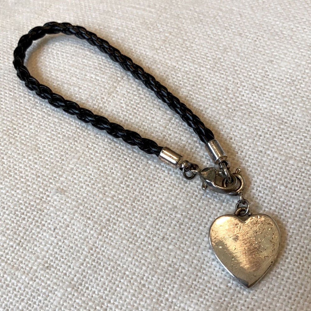 Vintage Nine West Silver Heart Charm Bracelet